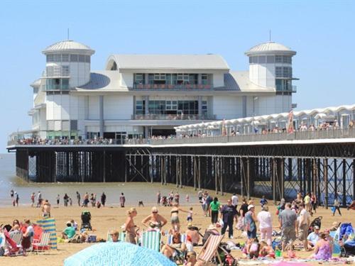 Milton 4* Weston-super-Mare