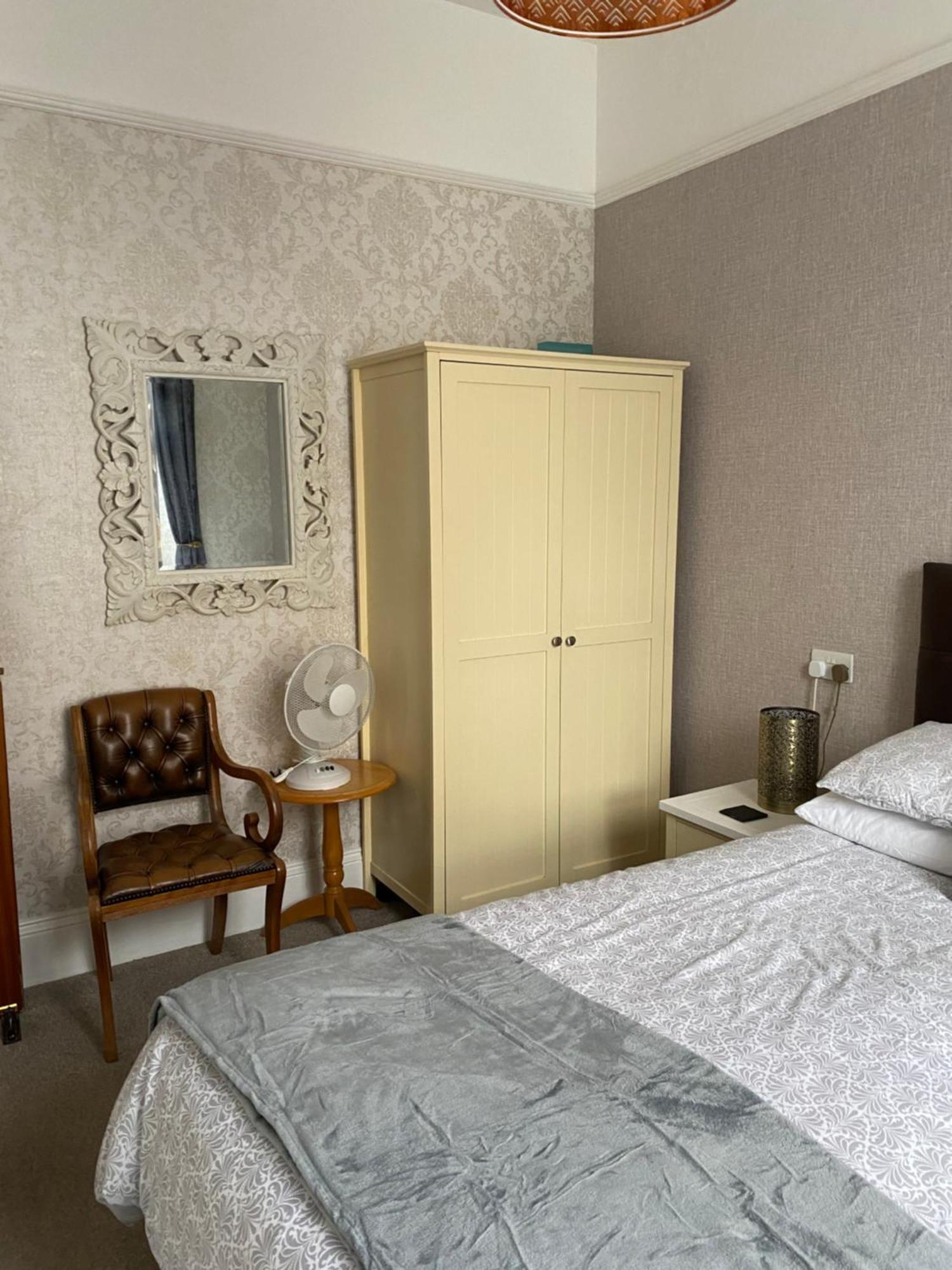 Milton 4* Weston-super-Mare